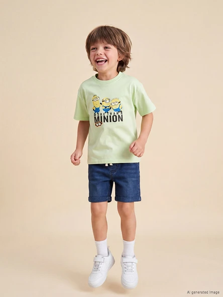 LCW Kids Yeşil Bisiklet Yaka Minions Baskılı Erkek Çocuk Tişört ürün görseli 1
