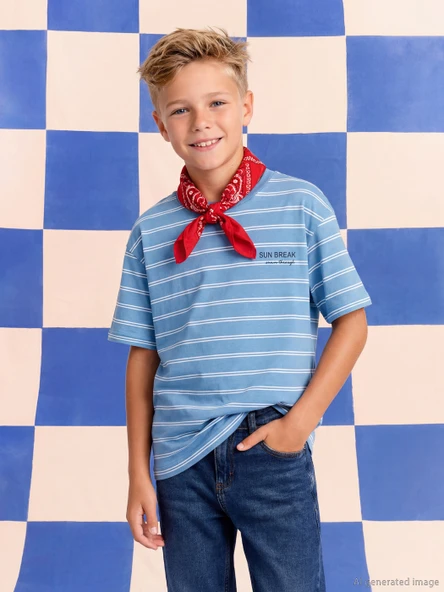 LCW Kids Mavi Bisiklet Yaka Çizgili Erkek Çocuk Tişört ürün görseli 1