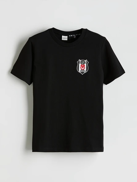 LCW Kids Siyah Bisiklet Yaka Beşiktaş Baskılı Erkek Çocuk Tişört ürün görseli 1