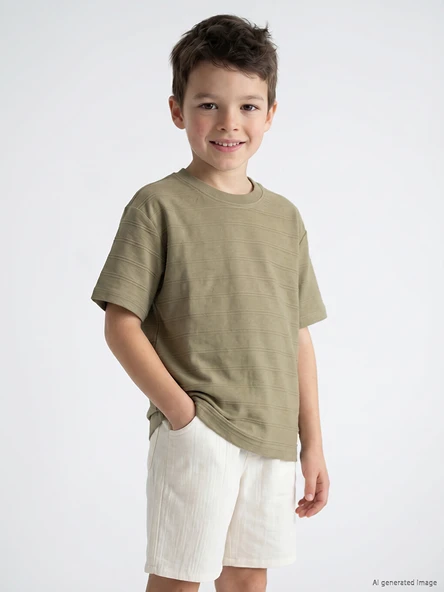 LCW Kids Haki Desenli Erkek Çocuk Tişört ürün görseli 1