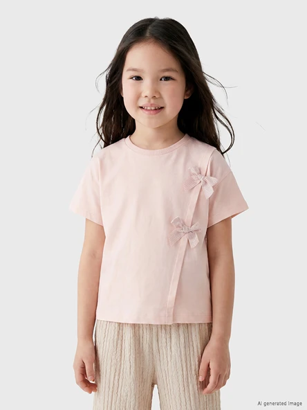 LCW Kids Pembe Bisiklet Yaka Fiyonk Detaylı Kız Çocuk Tişört ürün görseli 1
