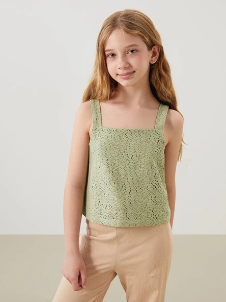 LCW Kids Yeşil Kare Yaka Ajurlu Kız Çocuk Crop Atlet ürün görseli 1