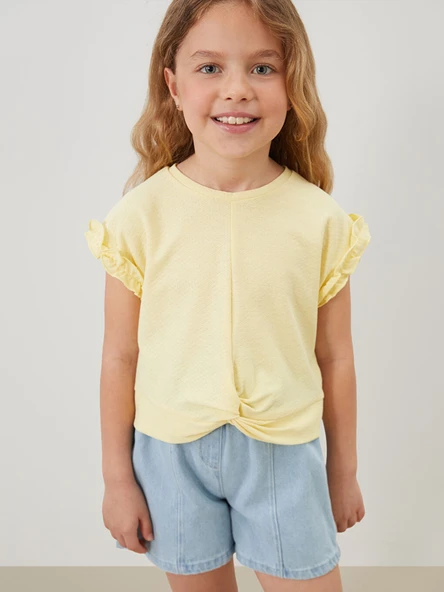 LCW Kids Sarı Bisiklet Yaka Penye Fırfırlı Kız Çocuk Tişört ürün görseli 1