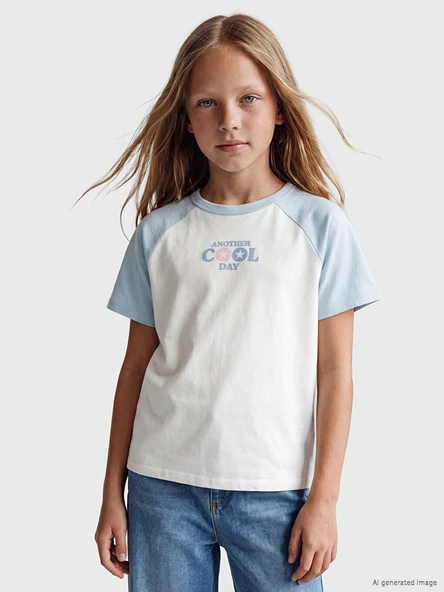 LCW Kids Ekru Yazı Baskılı Kız Çocuk Tişört ürün görseli 1