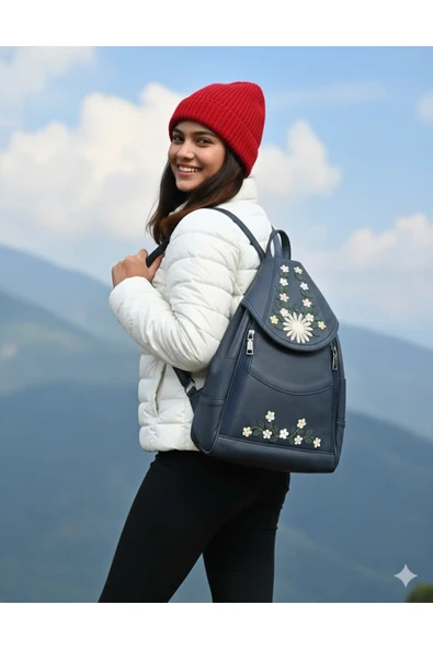Durush Collection HAKİKİ DERİ, TASARIM EL İŞLEMESİ LACİVERT SIRT ÇANTASI ürün görseli 1