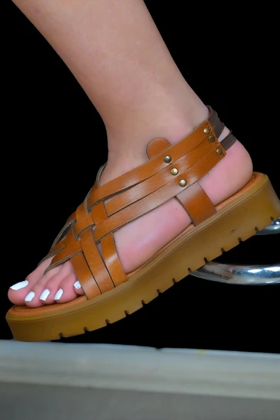 KADIN SANDALET HAKİKİ DERİ TABA ürün görseli 1