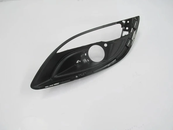 Opel Astra J Sedan 2012-2020 Ve Hatchback Sis Lamba Kapağı Sol - Sinyal - Nikelaj Çıta Delikli (Oem No: 1401021) ürün görseli 1