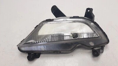 Hyundai İ20 2015-2018 Sis Lambası (Ledsiz Farlı Araçlar İçin) Ön Sol (Oem No: 92201-C8100) ürün görseli 1