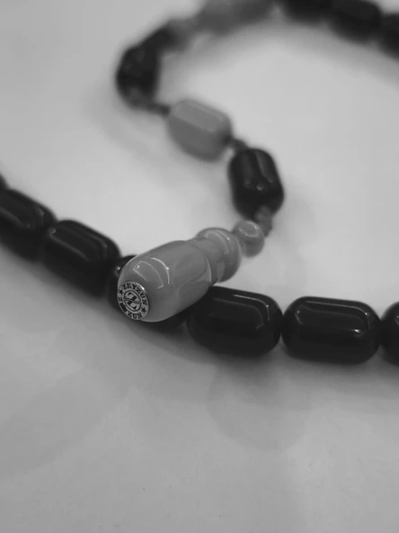 Zeyzun Usta İmzalı Sıkma Kehribar Tespih 9x13 mm Kapsül Kesim ürün görseli 1