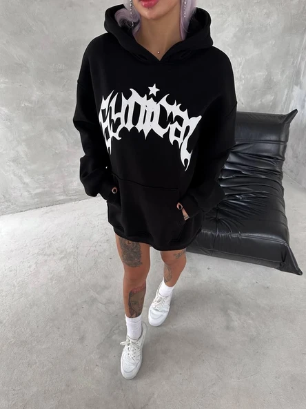Kadın Oversize Kapüşonlu Cepli Baskılı 3 İplik Pamuklu Hoodie Sweatshirt - Siyah ürün görseli 1