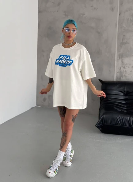 Kadın Kısa Kol Yazlık Tişört Bisiklet Yaka Baskılı Oversize T-Shirt - Beyaz ürün görseli 1