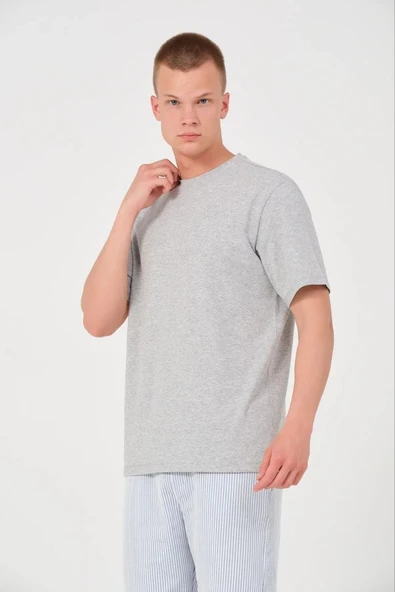 Erkek Düz T-Shirt Kısa Kol Bisiklet Yaka Regular Fit Rahat Kalıp Günlük Tişört - Gri ürün görseli 1