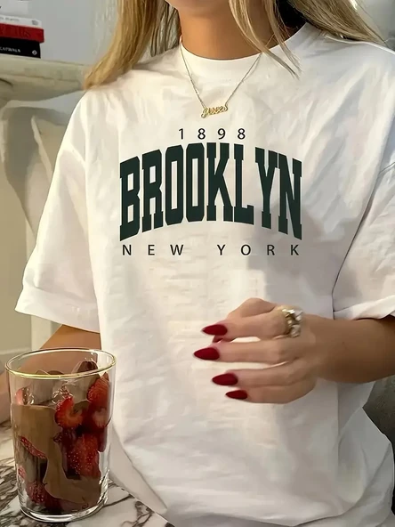 Kadın Tişört Bisiklet Yaka Brooklyn Baskılı Kısa Kollu T-shirt - Beyaz ürün görseli 1