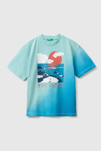 United Colors of Benetton Erkek Çocuk Turkuaz Mix Önü Baskı Detaylı Bisiklet Yaka T-Shirt 6-14 Yaş ürün görseli 1