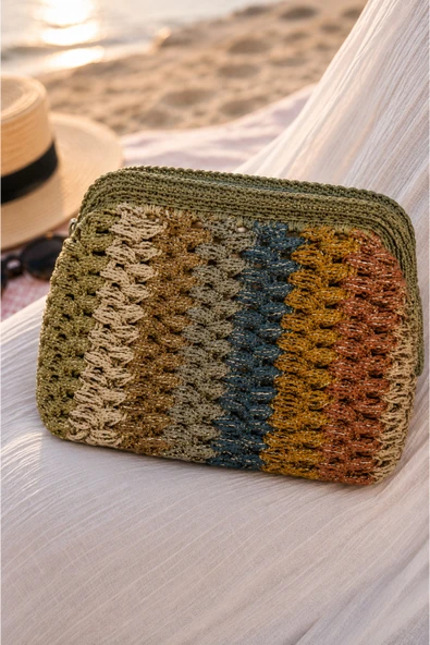 EL ÖRGÜSÜ SİMLİ KADIN CLUTCH ÇANTA – EL YAPIMI HASIR GÖRÜNÜMLÜ ÇANTA 20X27 ürün görseli 1