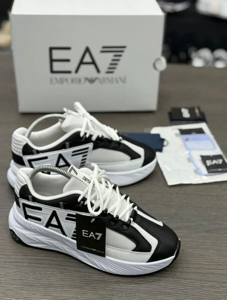 Emporio Armani - Resim 2