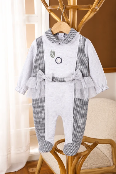 Özel Tasarım Kız Bebek Etekli Tulum Çiçek Nakışlı Quenn Collection Yenidoğan Bebek Hediyesi 14031 ürün görseli 1