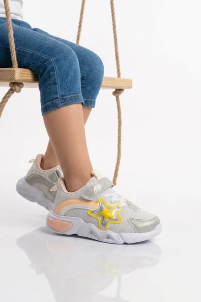 Marcokids Gümüş Cırtlı Işıklı Hafif Kız Çocuk Spor Ayakkabı 26Y316 F ürün görseli 1