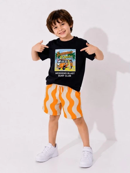 Cg Kids  Summer Vibes Baskılı Dalgalı Erkek Çocuk Şortlu Takım - Lacivert / Turuncu ürün görseli 1