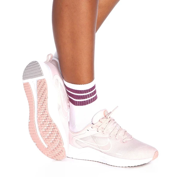 Nike W Downshifter 12 Kadın Koşu Ayakkabısı ürün görseli 1