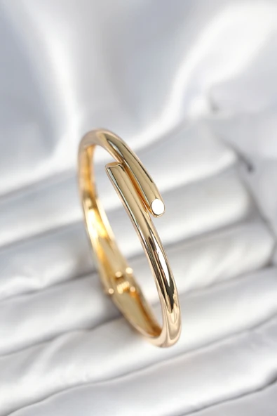Pirinç Gold Renk Kadın Kelepçe Bileklik - TJ-BB7975 ürün görseli 1