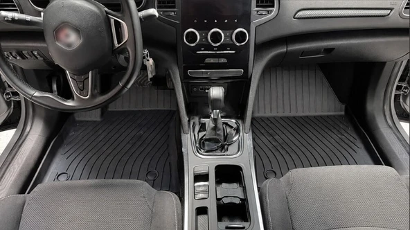 Rizline Premium Renault Megane 4 Sedan 2024 Sonrası Uyumlu Havuzlu Paspas ürün görseli 1