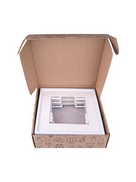 Yapışkanlı Sök-tak Paspartulu Beyaz 21x21cm Kare Fotoğraf Çerçevesi - 3'lü Paket ürün görseli 1