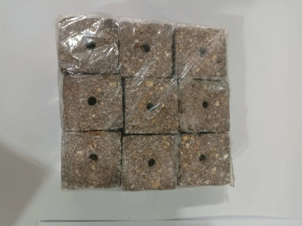 Ayçiçeği Aromalı Küspe Yem-9 Adet - Resim 2