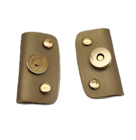 Çanta Aksesuar Gold Suni Derili Troklu Mıknatıslı Çıtçıt Light Gold Metalli ürün görseli 1