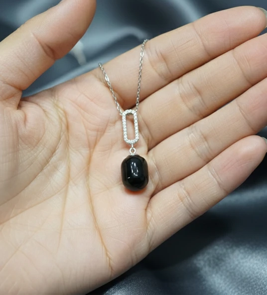 Oltu taşlı gümüş kolye ürün görseli 1