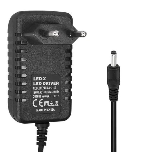 Pm-31667 5 Volt - 2 Amper 3.5*1.35 Mm Uçlu Plastik Kasa Priz Tipi Adaptör (Android Box İçin) ürün görseli 1