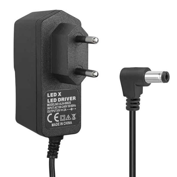 Pm-16738 6 Volt - 2 Amper 5.5*2.5 Mm Uçlu Plastik Kasa Priz Tipi Adaptör ürün görseli 1