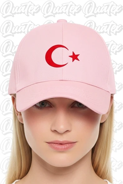 Quatex Ay Yıldız Nakışlı Şapka – Pembe %100 Pamuk Gabardin Unisex Model ürün görseli 1