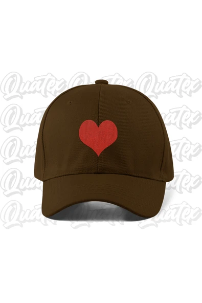 Quatex Kalp Nakışlı Şapka - Kahverengi Renk %100 Pamuk Gabardin Unisex Model Şapka ürün görseli 1