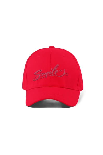 Quatex Smile Nakışlı Şapka – Kırmızı %100 Pamuk Gabardin Unisex Model ürün görseli 1
