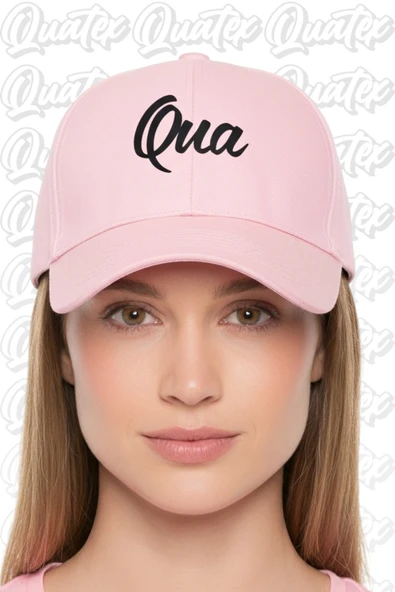 Quatex Qua Nakışlı Şapka – Pembe %100 Pamuk Gabardin Unisex Model ürün görseli 1
