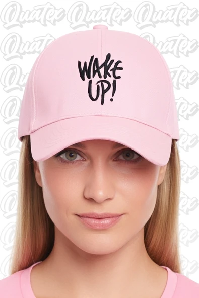 Quatex Wake Up Nakışlı Şapka – Pembe %100 Pamuk Gabardin Unisex Model ürün görseli 1