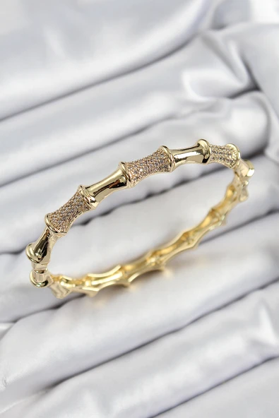 Pirinç Zirkon Taşlı Kemik Model Gold Renk Vip Kadın Bileklik TJ-BB7344 ürün görseli 1