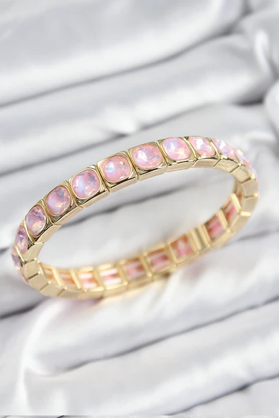 Pirinç Pembe Zirkon Taşlı Kare Model Gold Renk Lastikli Kadın Bileklik TJ-BB7499 ürün görseli 1