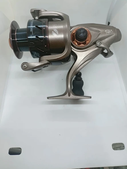 Heavy Specimen 6000 Bait Runner Olta Makinesi 5+1 BB ürün görseli 1