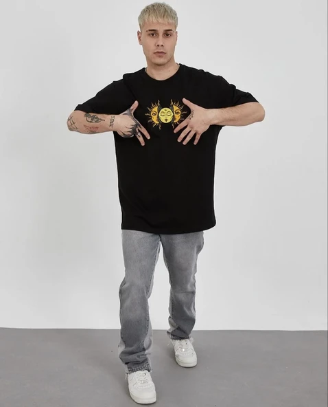 Unisex Bisiklet Yaka Baskılı Oversize T-shirt - Siyah ürün görseli 1