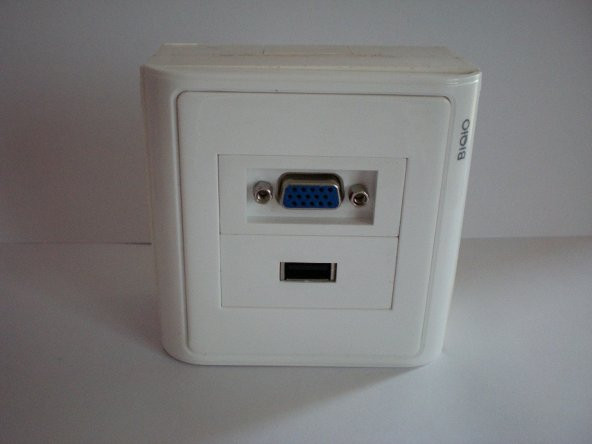 Vga+Usb Duvar Prizi ürün görseli 1