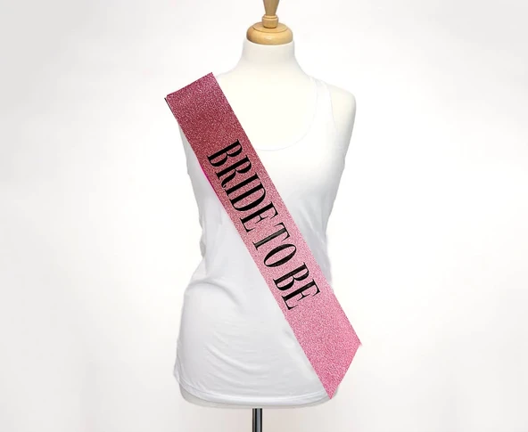 Pembe Üzeri Siyah Büyük Bride To Yazılı Simli Işıltılı Kuşak Kemer 10 Cm Genişlik ürün görseli 1
