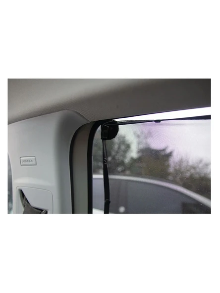 Ayarlanabilir Oto Yan Cam Güneşliği 879 ürün görseli 1