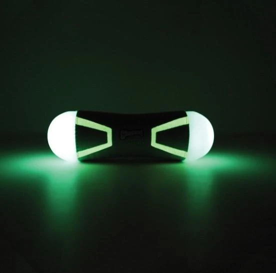 Chuckit Tumble Bumper Max Glow Gece Parlayan Köpek Oyuncağı (Orta Boy) ürün görseli 1