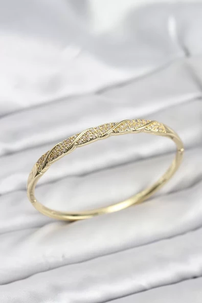 Pirinç Gold Renk Zirkon Taşlı Model Kadın Kelepçe Bileklik - TJ-BB8226 ürün görseli 1