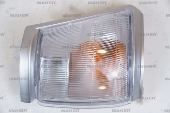 Toyota Hilux 1998-2001 Sinyal Lambası Gri Sağ (Oem No:8151135140) ürün görseli 1