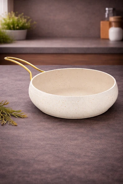 LAVONNI Caldora 24 Cm Gold Saplı Krem Güveç Tava Yanmaz Yapışmaz ürün görseli 1