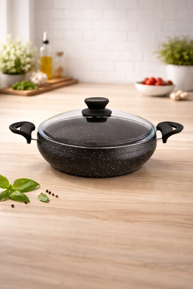 LAVONNI Granit Pro 30 Cm Basık Granit Güveç Tencere Siyah Bakalit Saplı Cam Kapaklı Yapışmaz ürün görseli 1