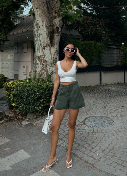 Çift Cepli Pileli Mini Denim Şort - Resim 4